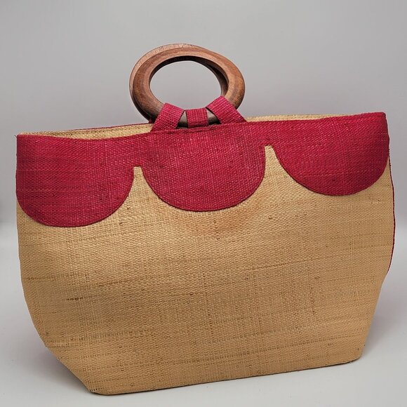 Unknown Handbags - Natural Jute Tote Bag With Red Scallop Design & Wooden Ring Handles